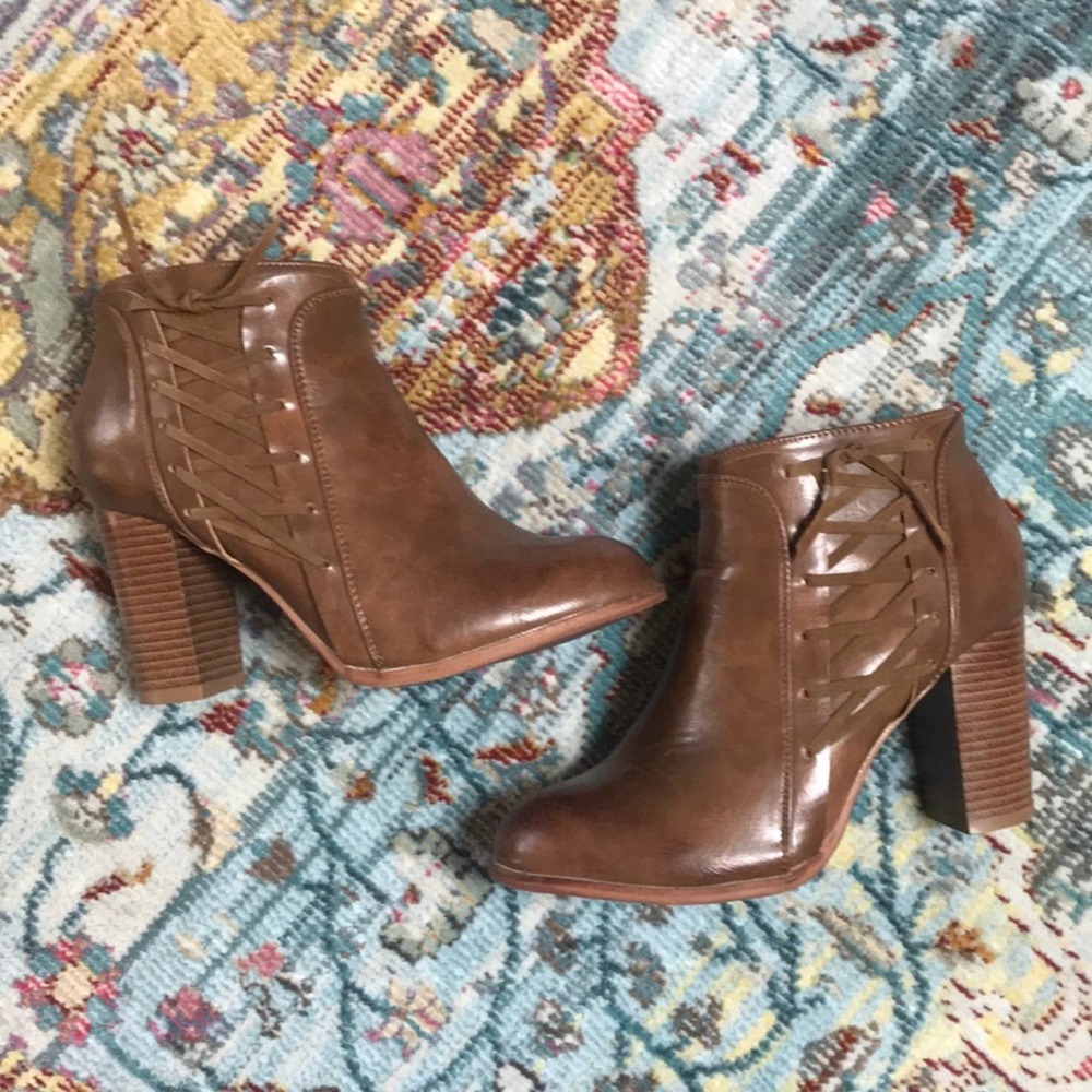 Free Choice | Cognac Block Heel Booties Size 10